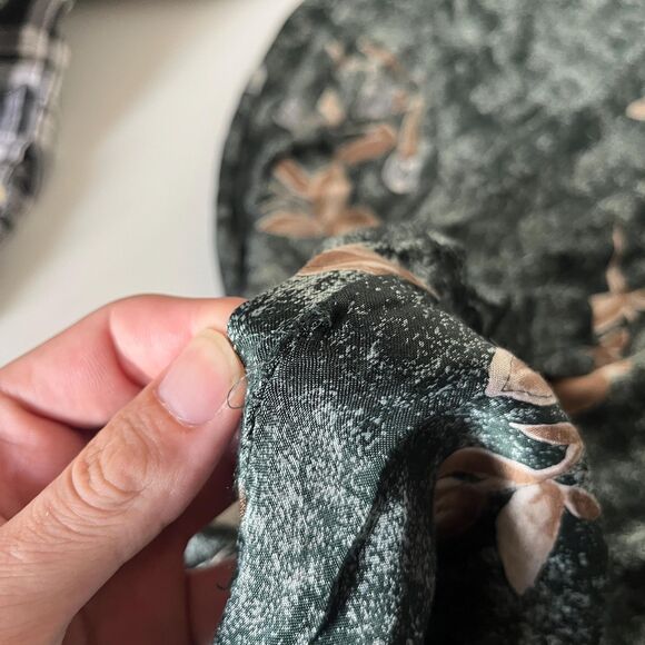 Vintage 70s 2-piece skirt & blouse set, Synari size 12/M floral green maxi skirt - Picture 8 of 10